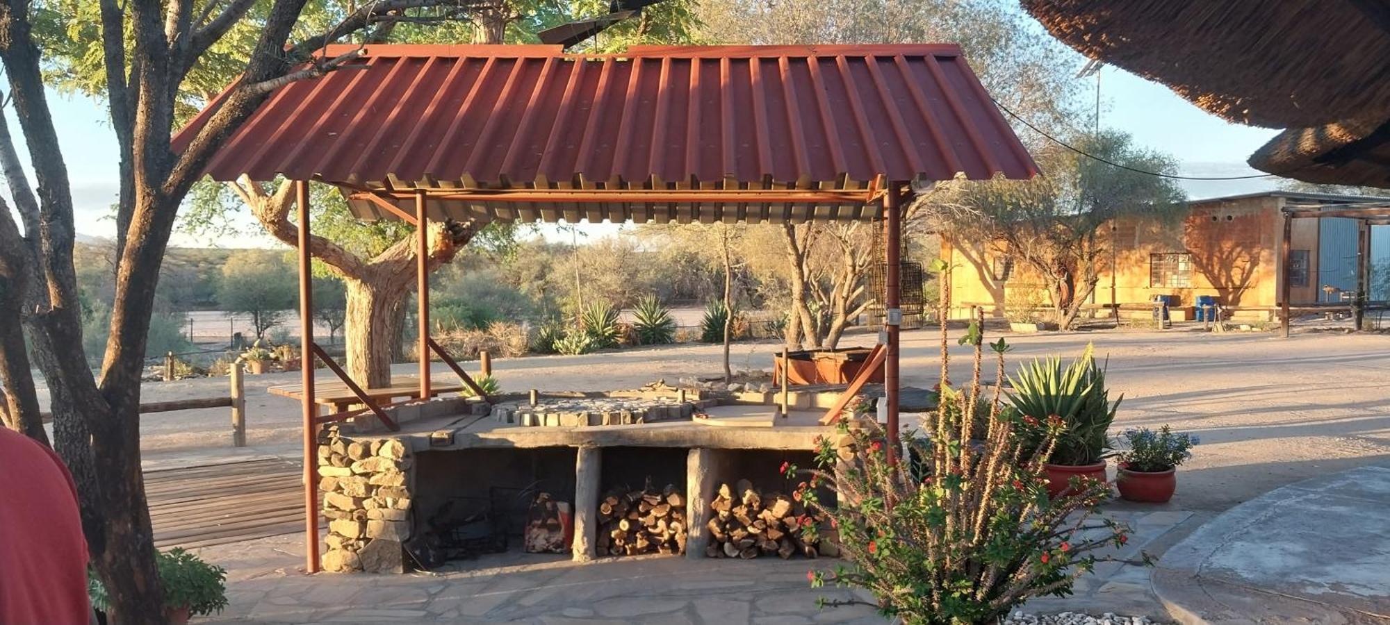 Camp Mara Hotel Omaruru Exterior photo